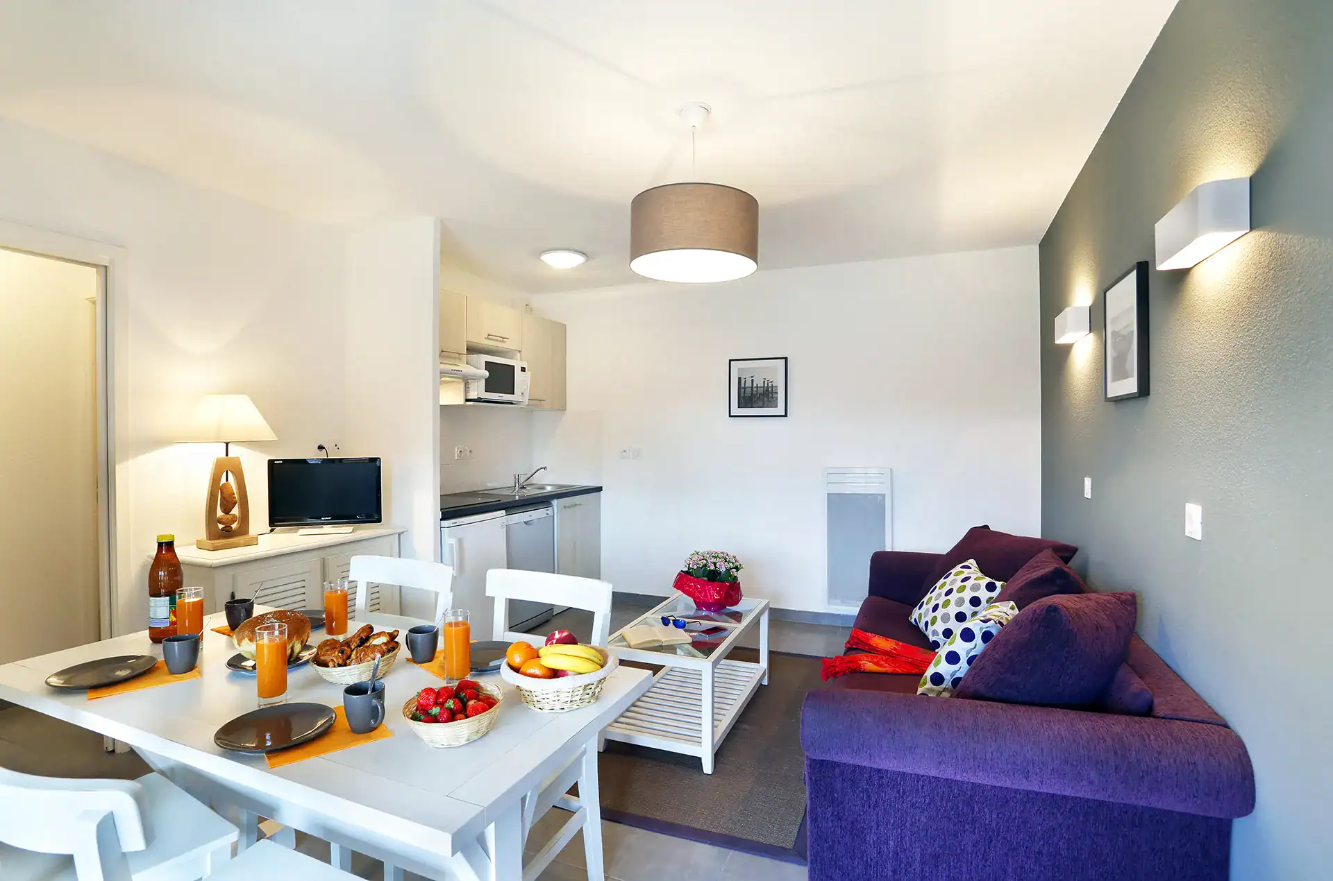 Exemple d'intérieur d'un logement de la résidence de vacances Goélia Le Domaine des Dunes à Mimizan