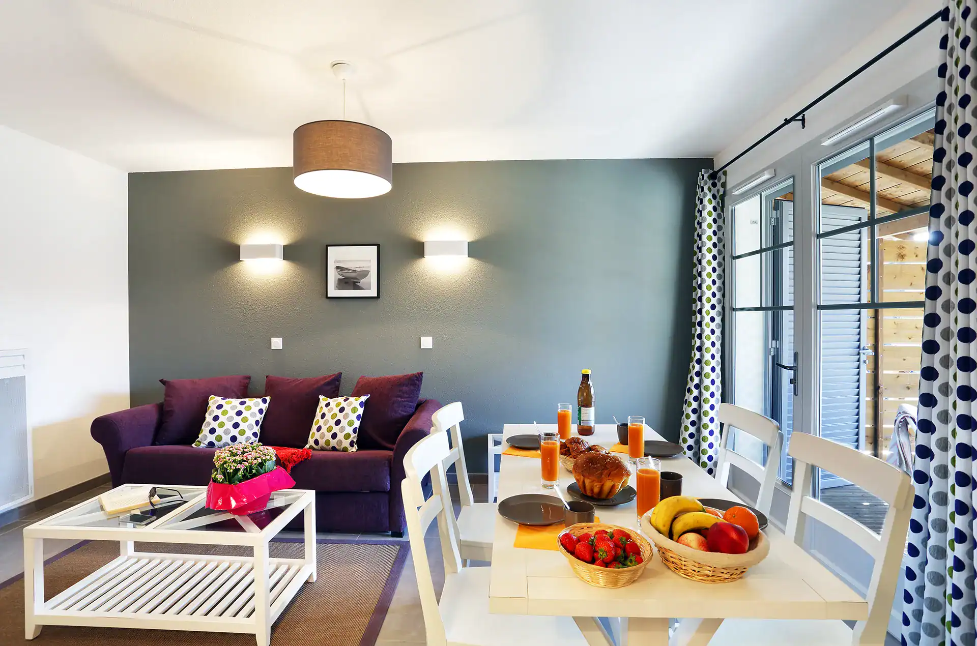 Exemple d'intérieur d'un logement de la résidence de vacances Goélia Le Domaine des Dunes à Mimizan