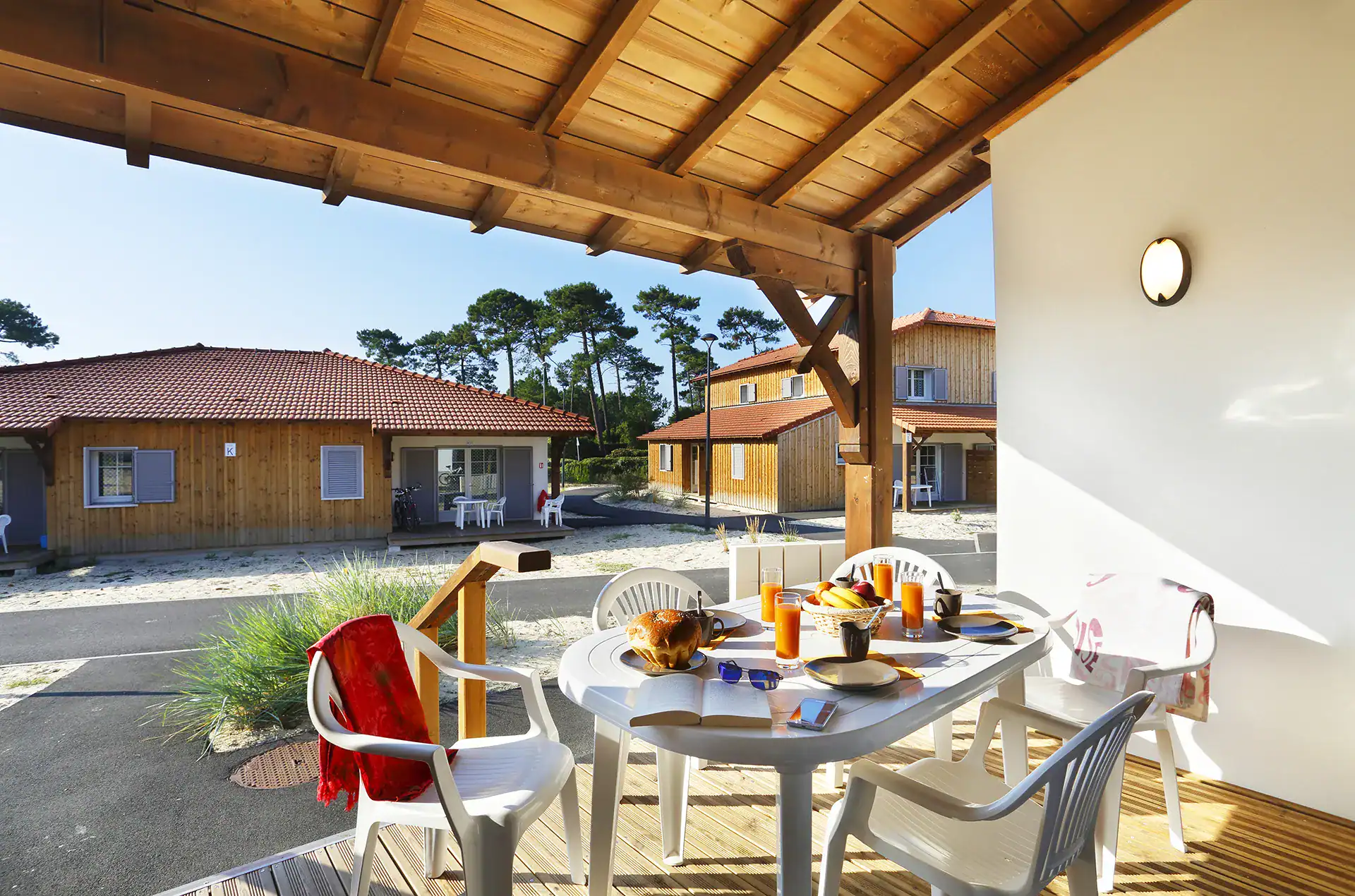 Exemple de terrasse  d'un logement de la résidence de vacances Goélia Le Domaine des Dunes à Mimizan