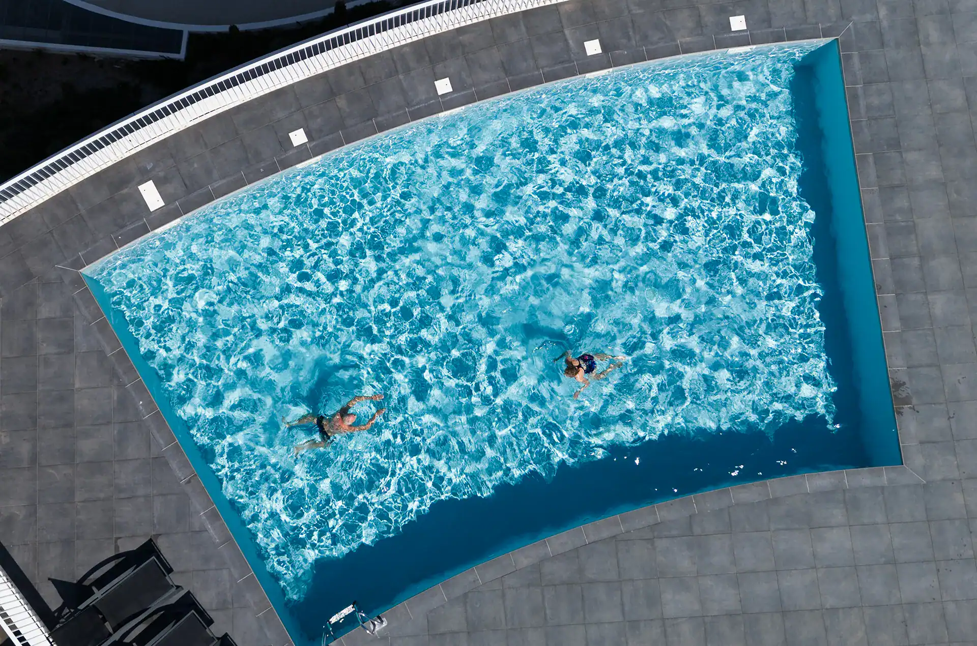 Heated outdoor swimming-pool at the  Goélia Le Sylène holiday residence in Cap d'Agde