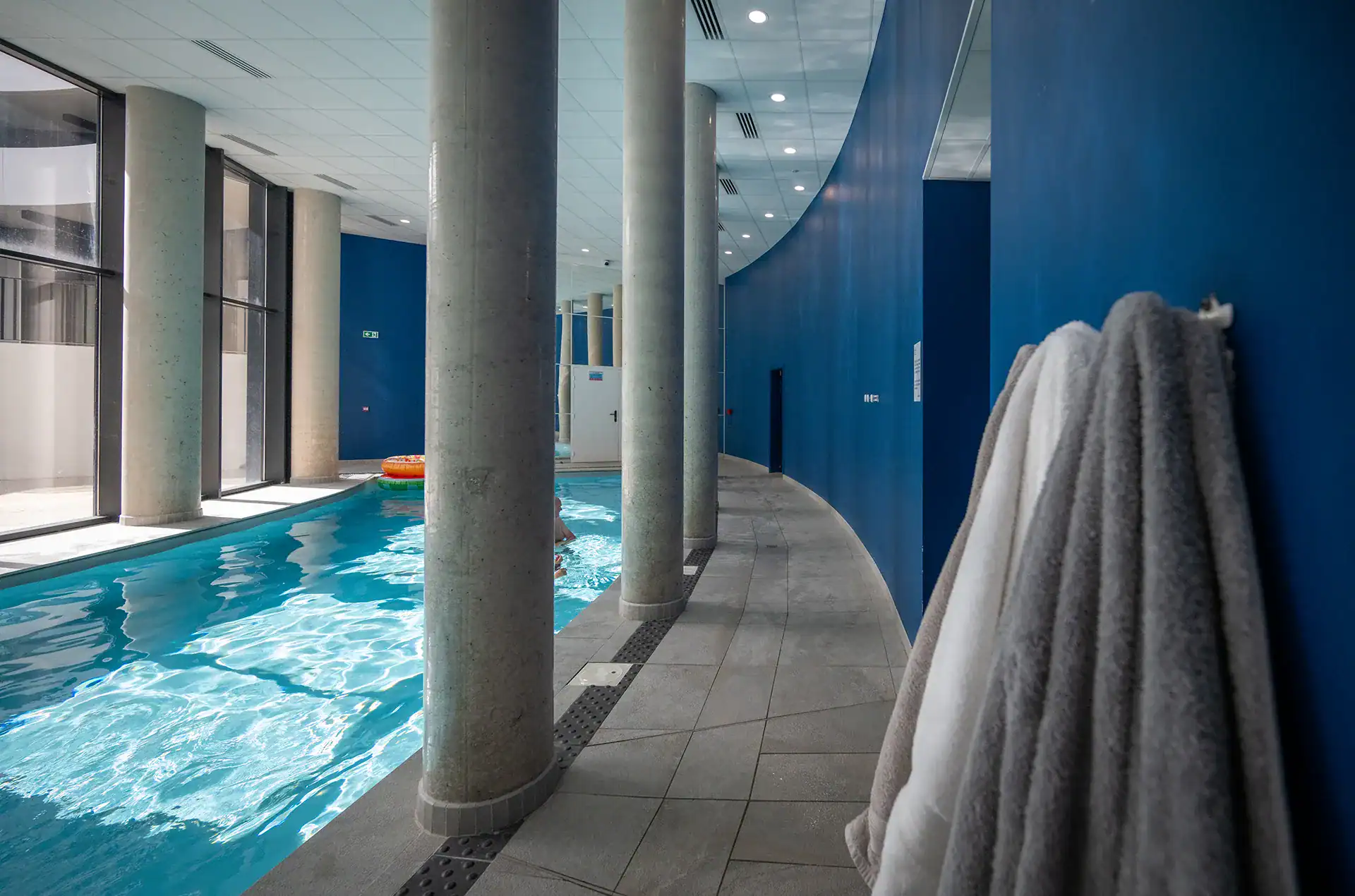 Heated indoor swimming-pool at the  Goélia Le Sylène holiday residence in Cap d'Agde