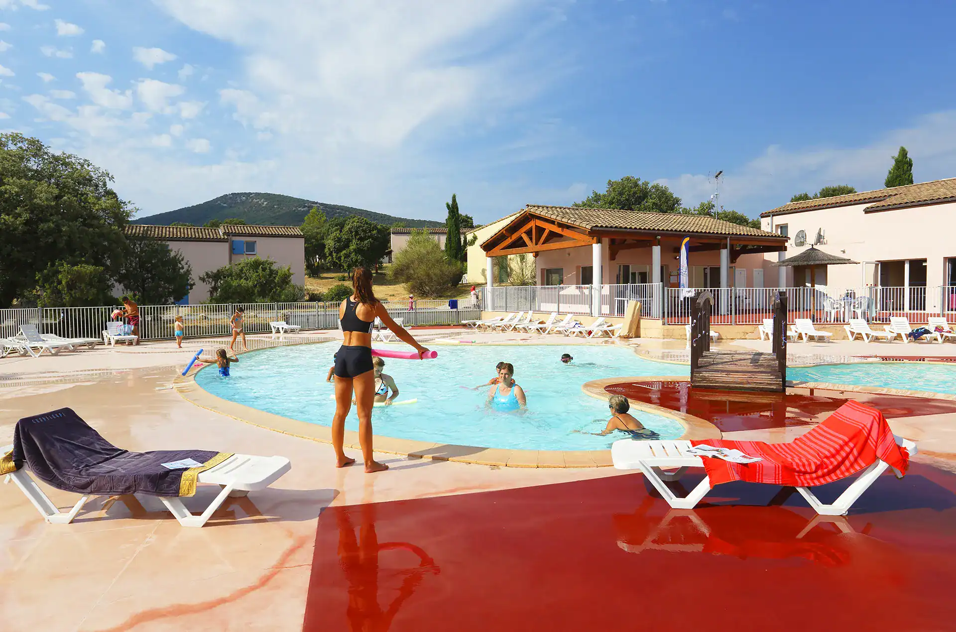 Outdoor swimming pool at the Goélia Les Portes des Cévennes holiday residence in Sauve