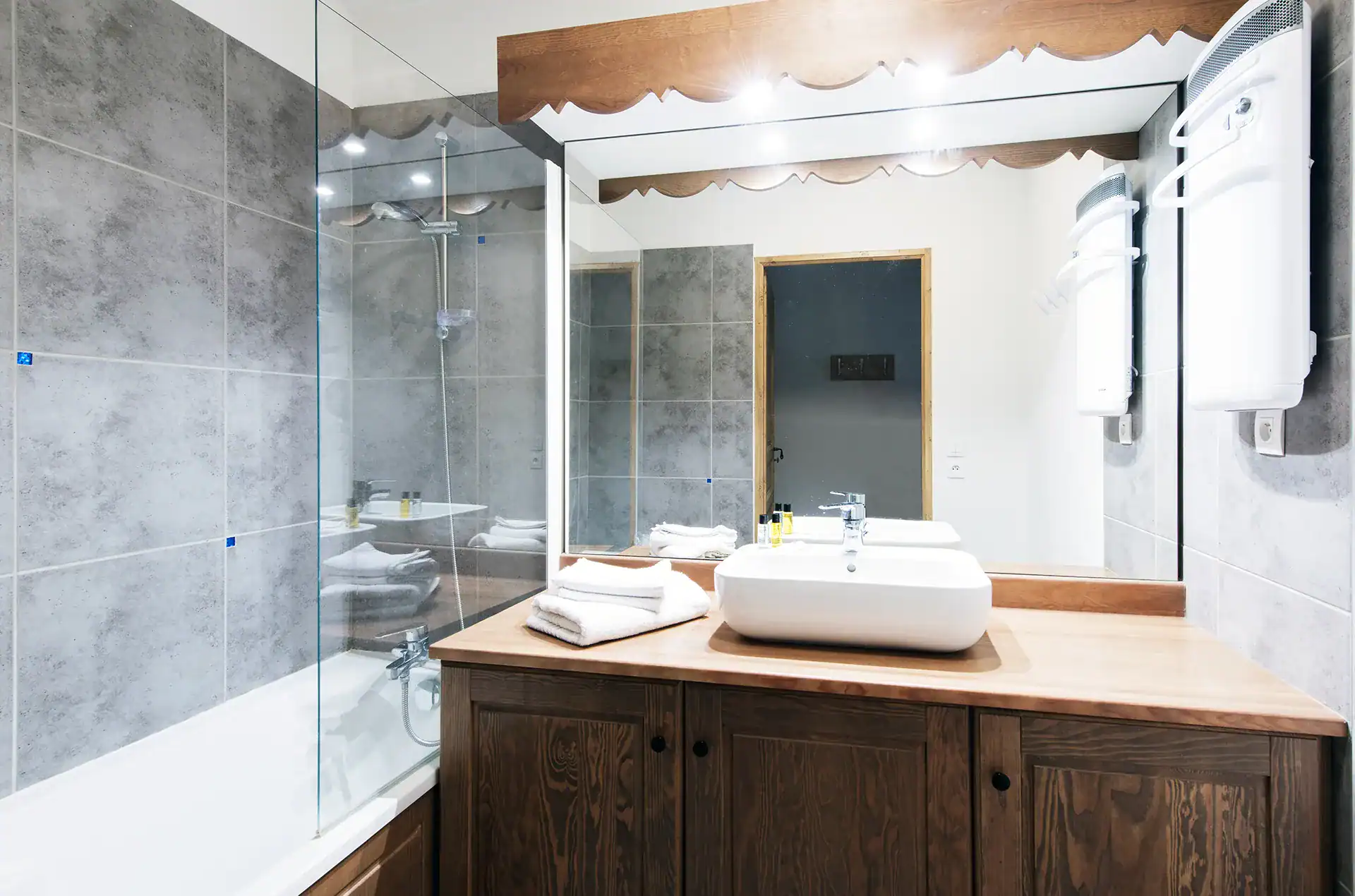Example of a bathroom at the Goélia le Grand Ermitage holiday residence in Châtel