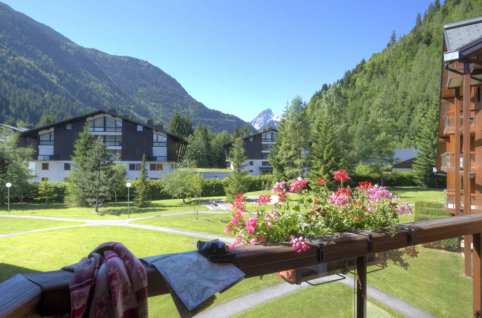 Exemple de vue d'un appartement de la résidence de vacances Goélia Le Nevez aux Contamines-Montjoie