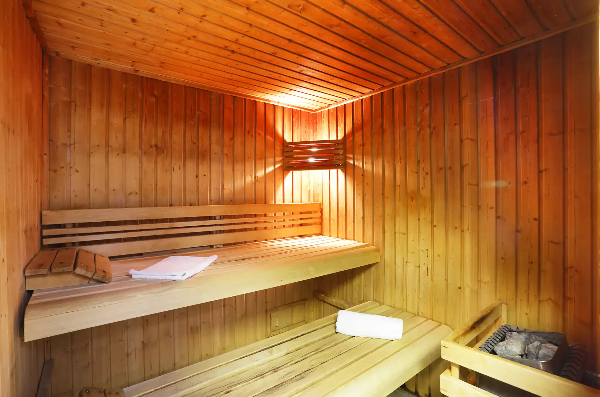 Sauna at the Goélia Les Chalets des Cimes holiday residence in La Toussuire