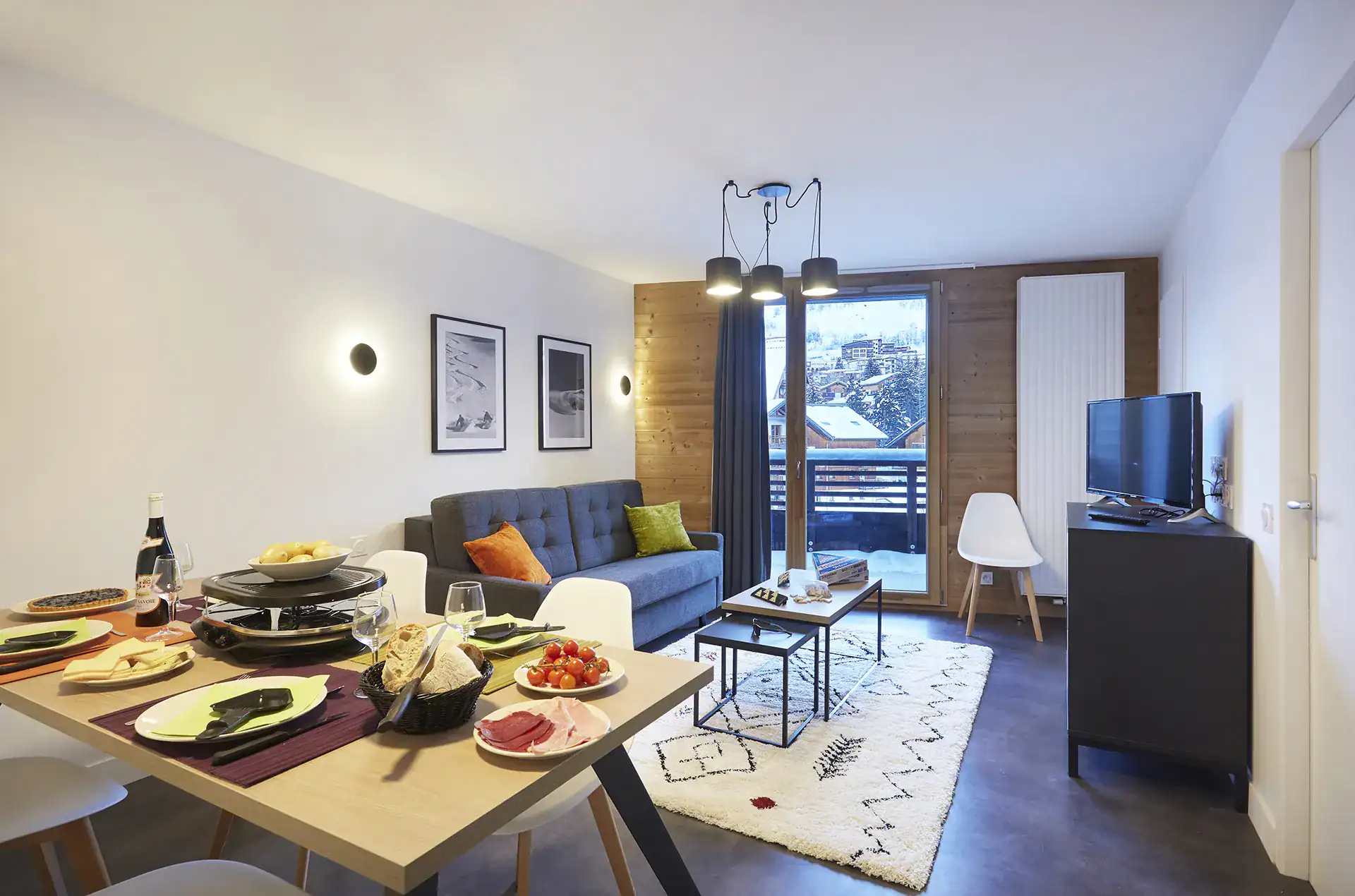 Example of the interior of accommodation at the Goélia Le Hameau holiday residence in Les Deux Alpes