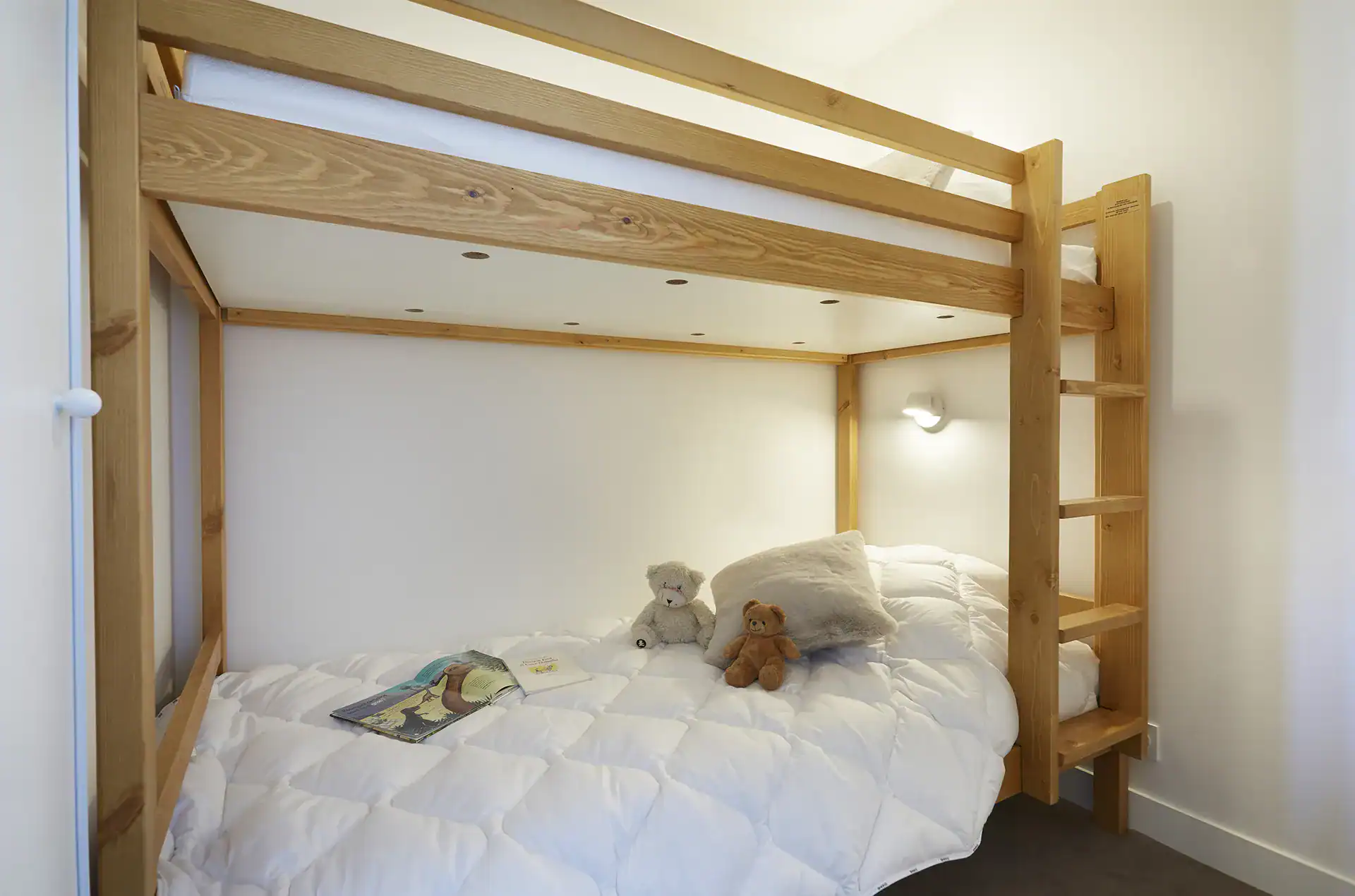 Example of a room at the Goélia Le Hameau holiday residence in Les Deux Alpes