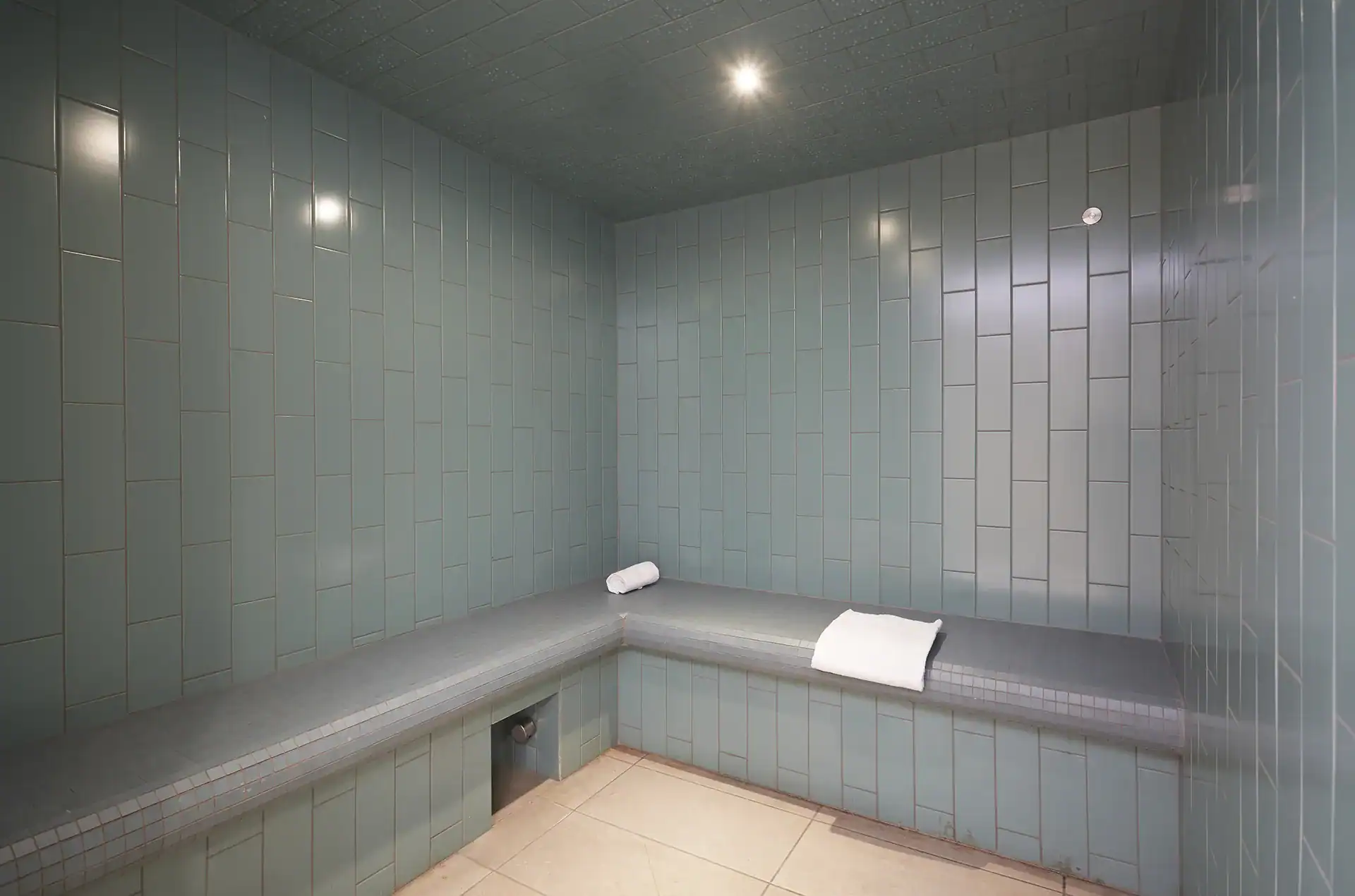 Turkish bath at the Goélia Le Hameau holiday residence in Les Deux Alpes