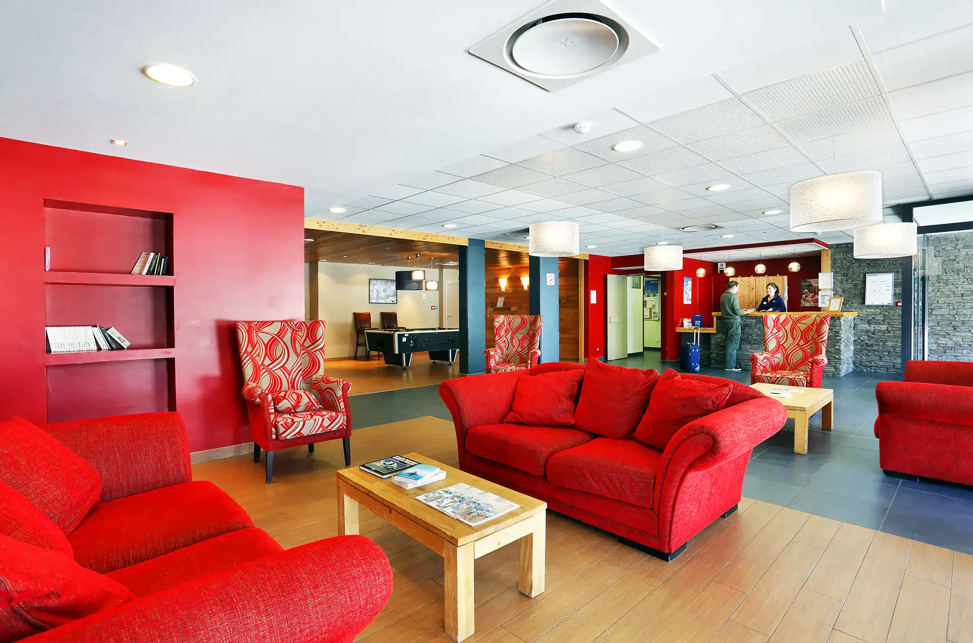 Reception at the Goélia L'Aigle Bleu holiday residence in Serre-Chevalier