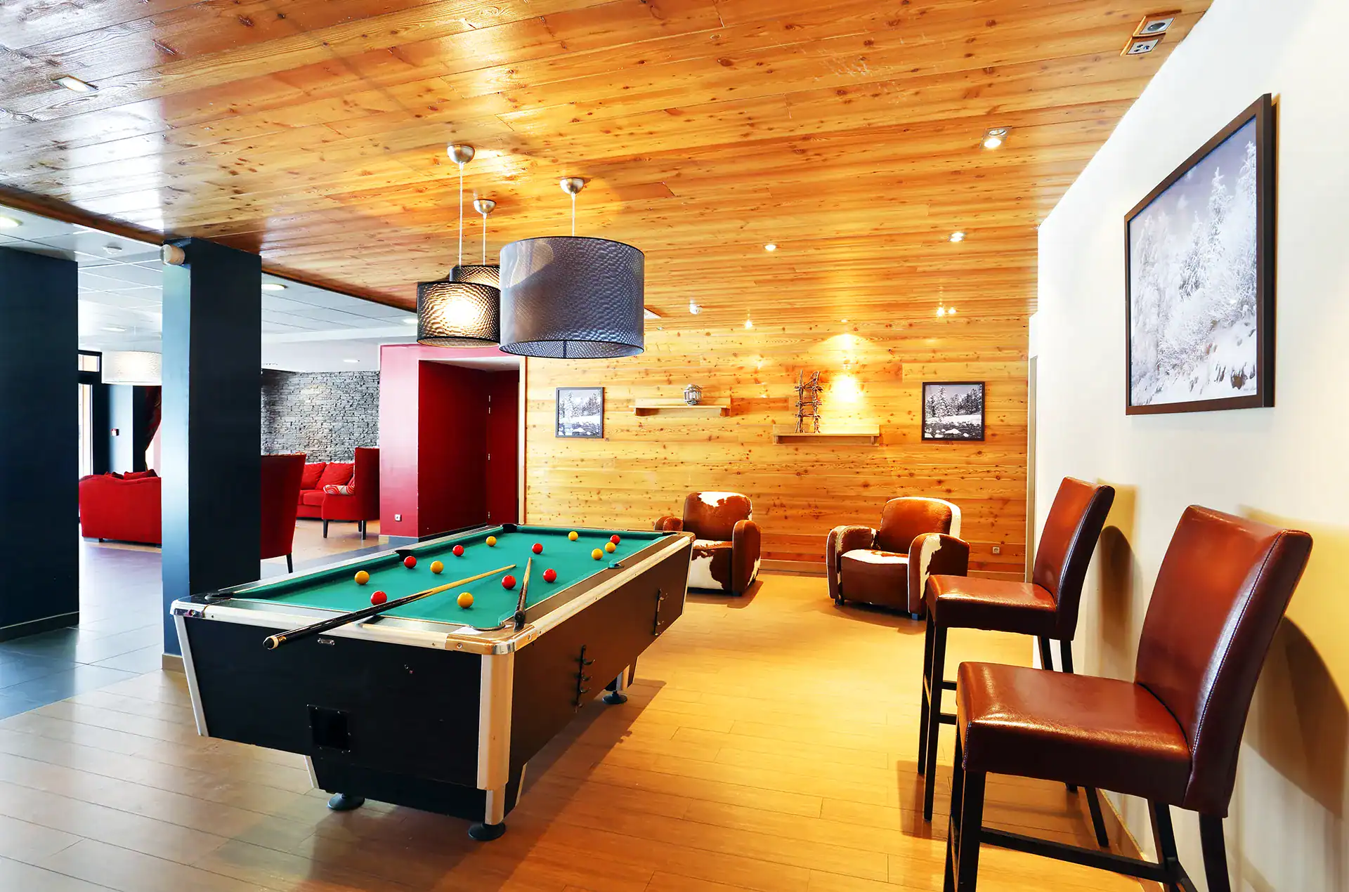 Billard area at the Goélia L'Aigle Bleu holiday residence in Serre-Chevalier