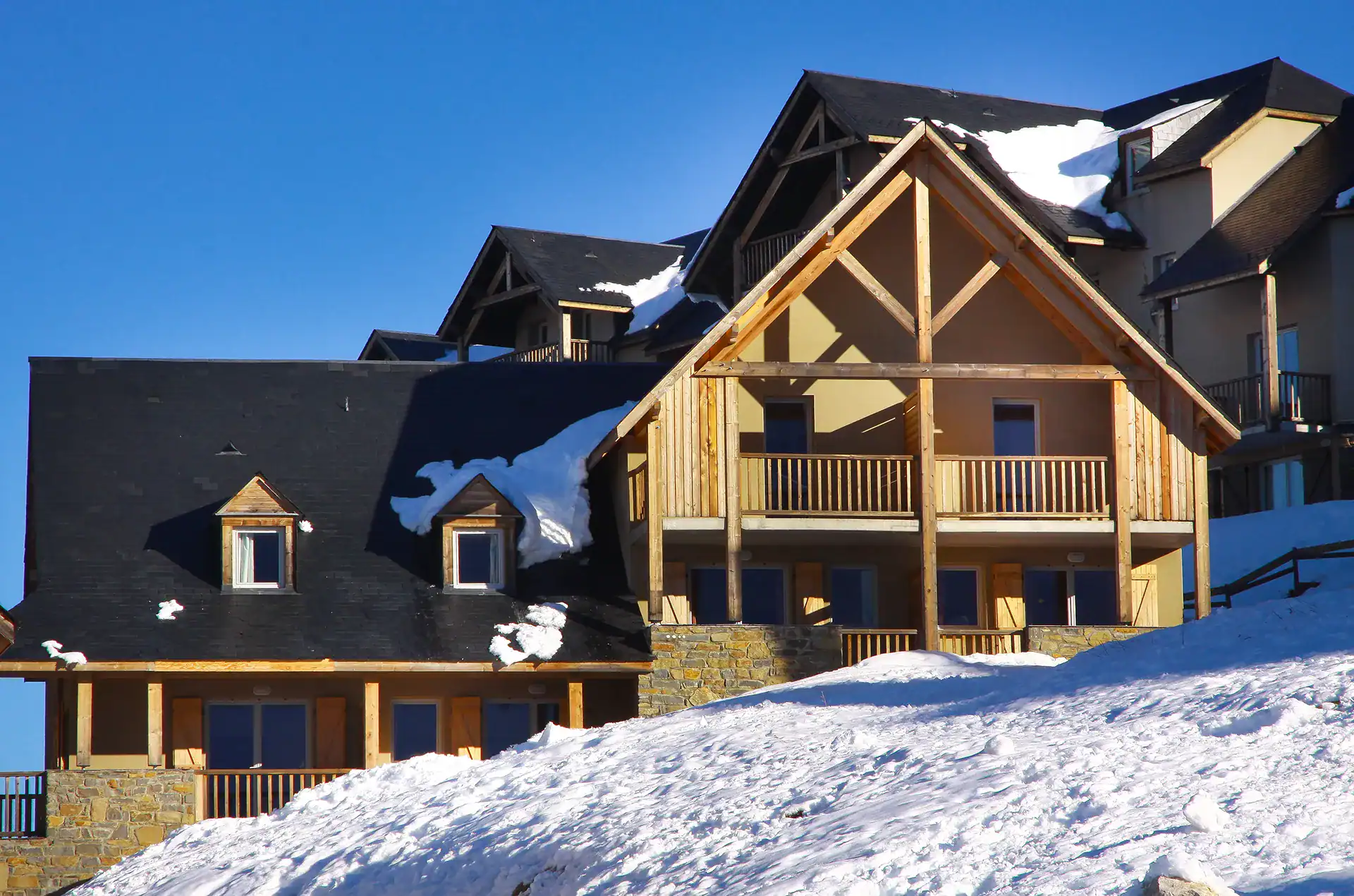 Goelia Le Hameau de Balestas holiday residence in Peyragues