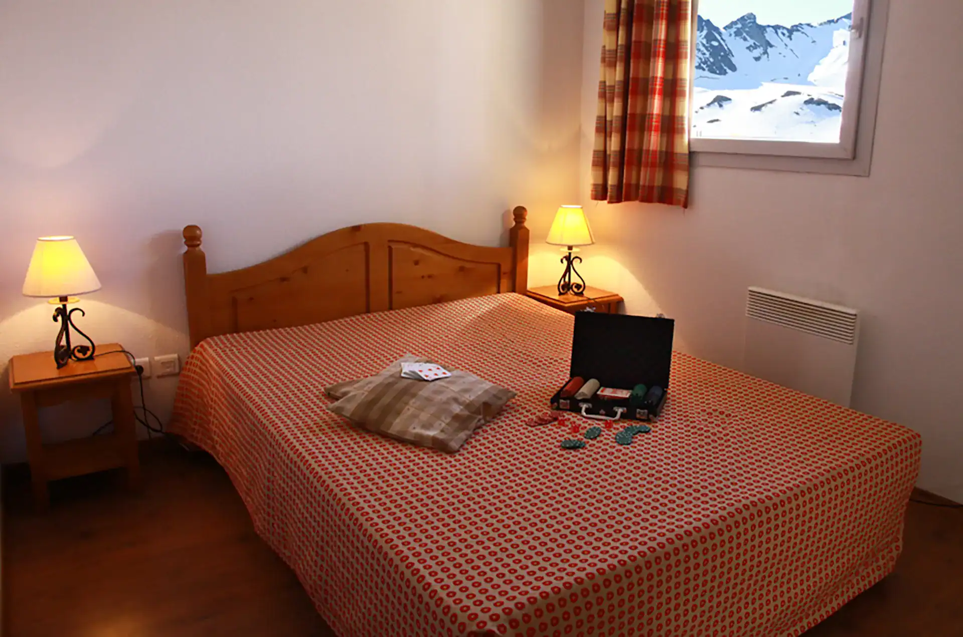 Example of a room at the Goelia Le Hameau de Balestas holiday residence in Peyragudes