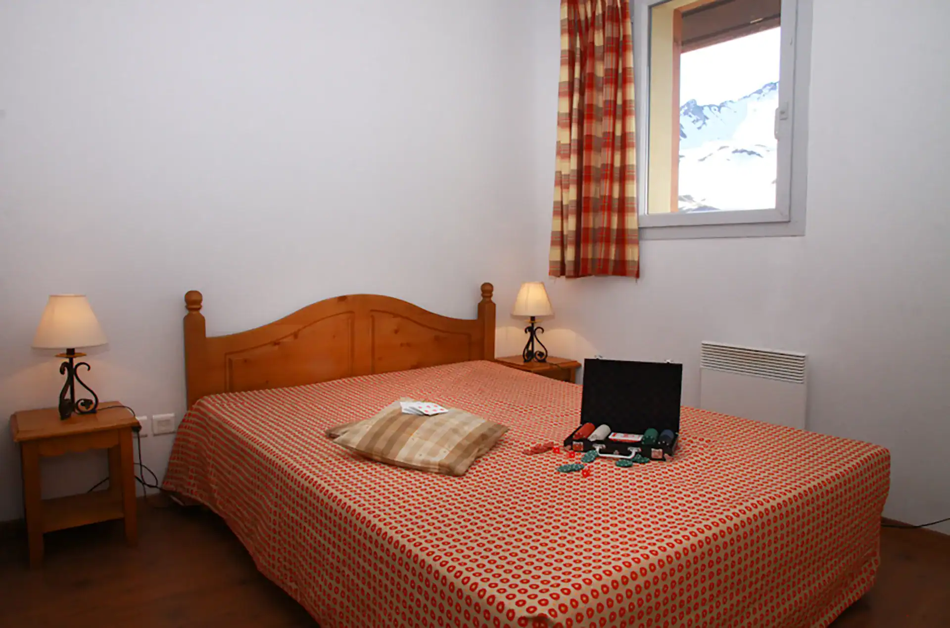 Example of a room at the Goelia Le Hameau de Balestas holiday residence in Peyragudes