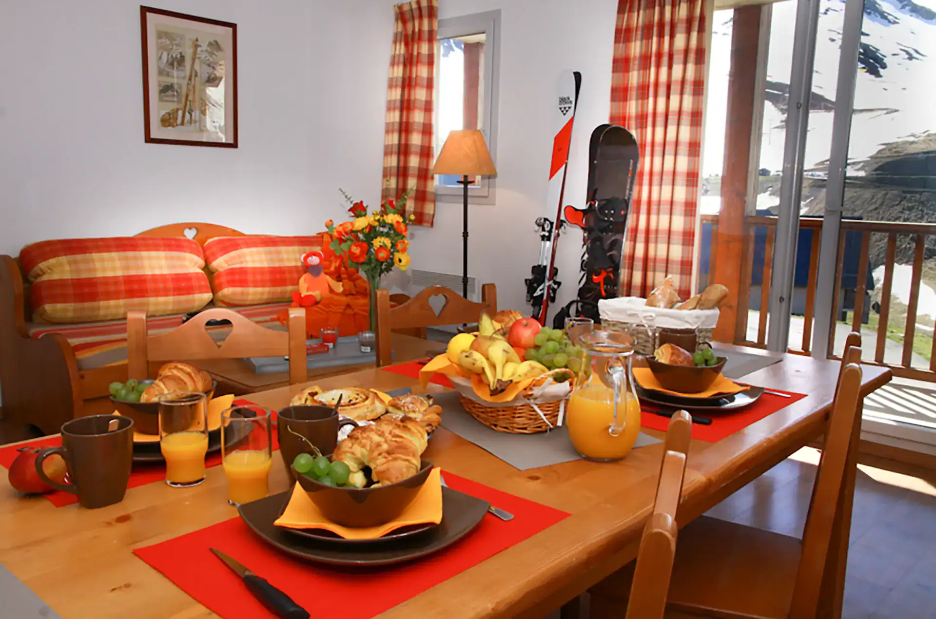 Example of an accomodation at the Goelia Le Hameau de Balestas holiday residence in Peyragudes