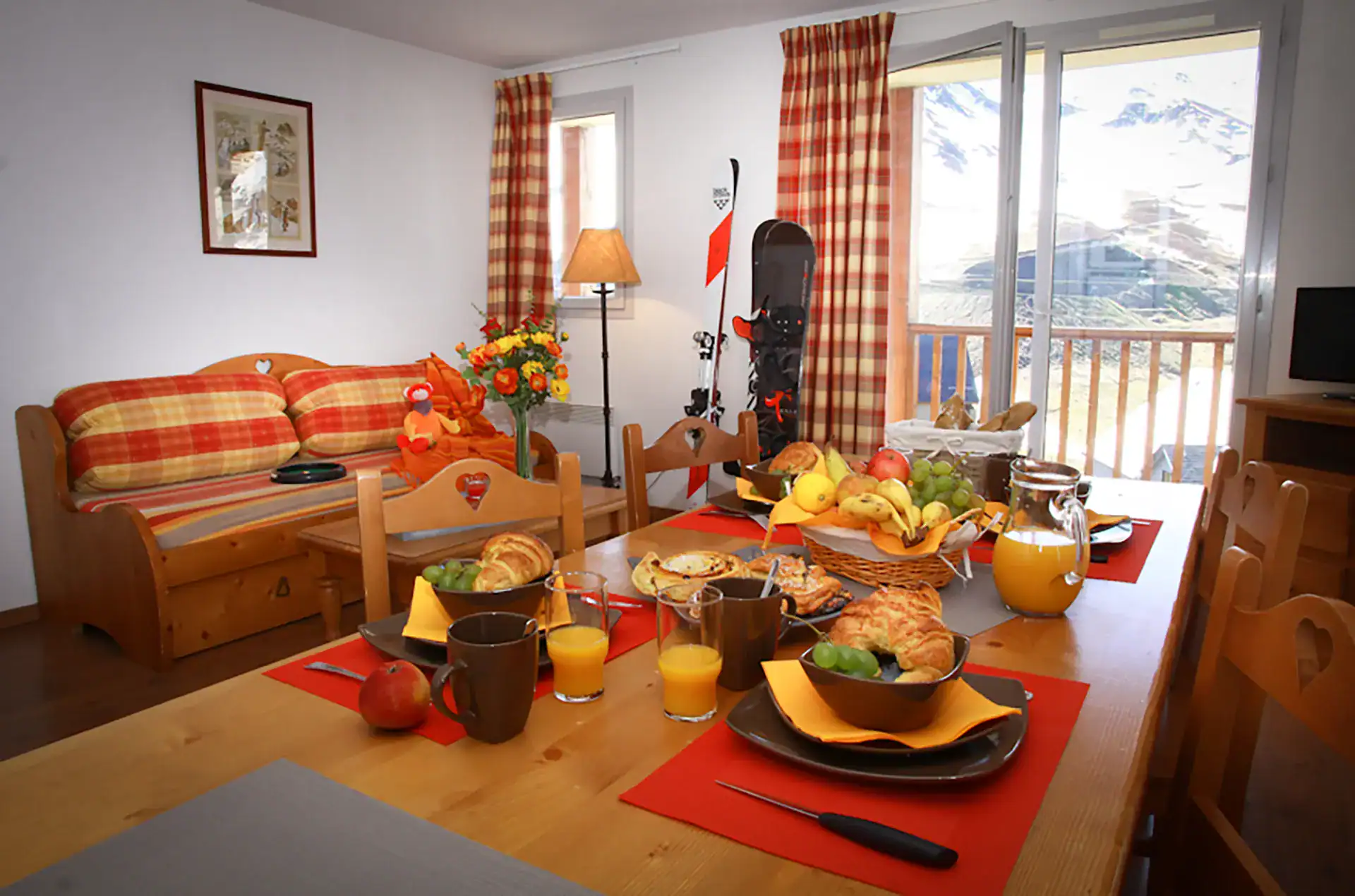 Example of an accomodation at the Goelia Le Hameau de Balestas holiday residence in Peyragudes