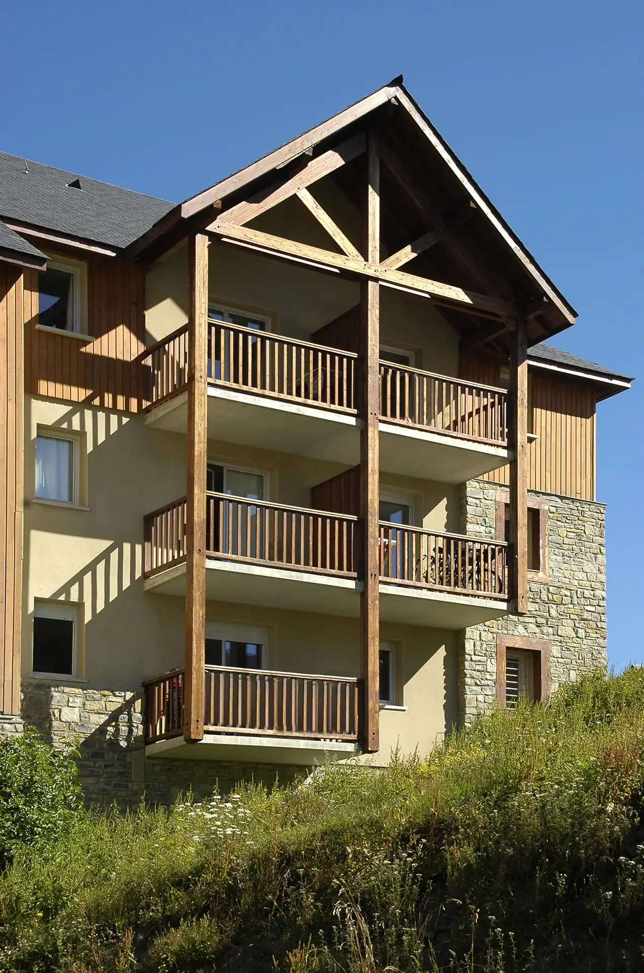 Goelia Le Hameau de Balestas holiday residence in Peyragudes