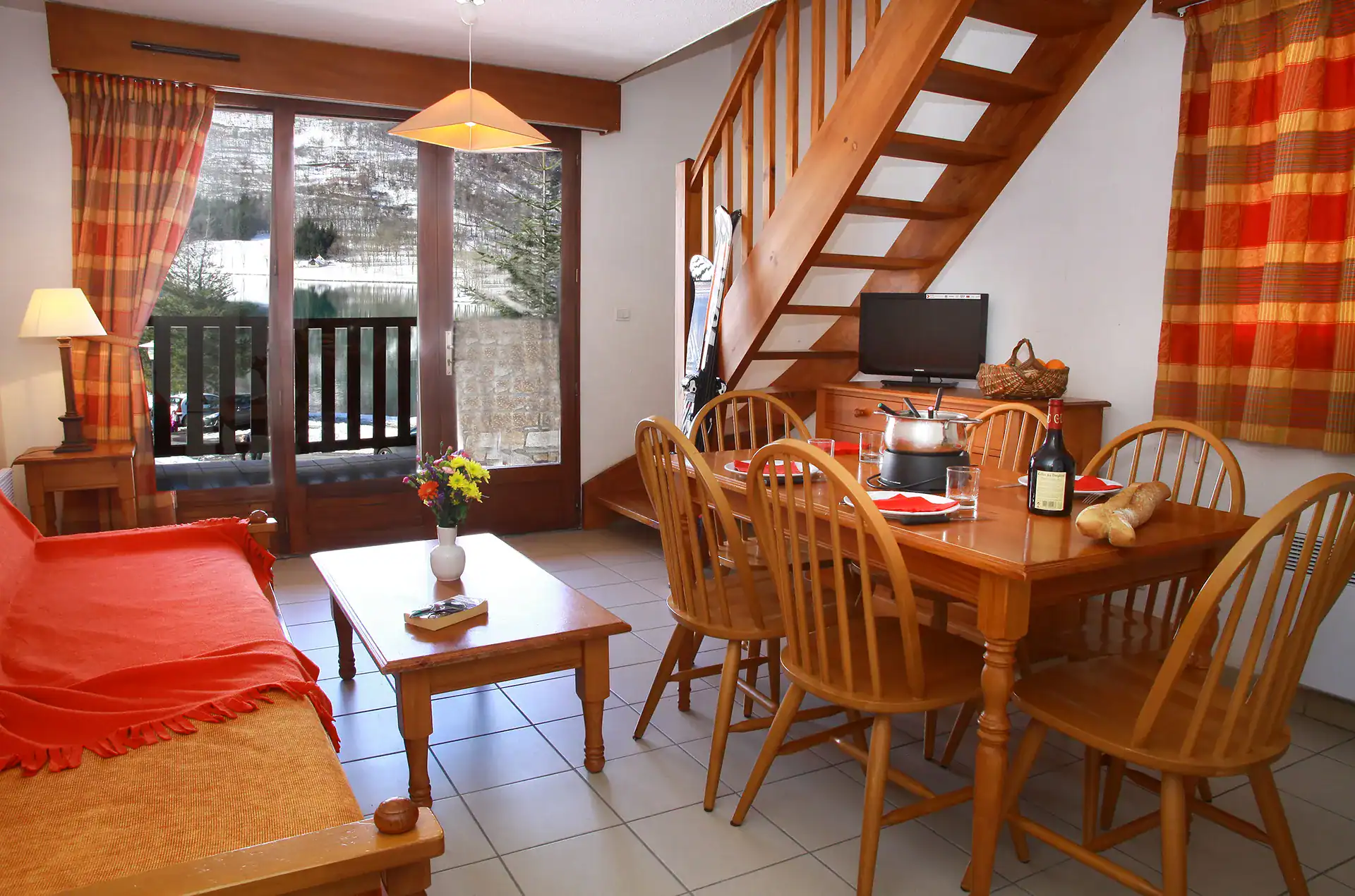 Example of interior at the Goelia La Soulane holiday residence in Loudenvielle