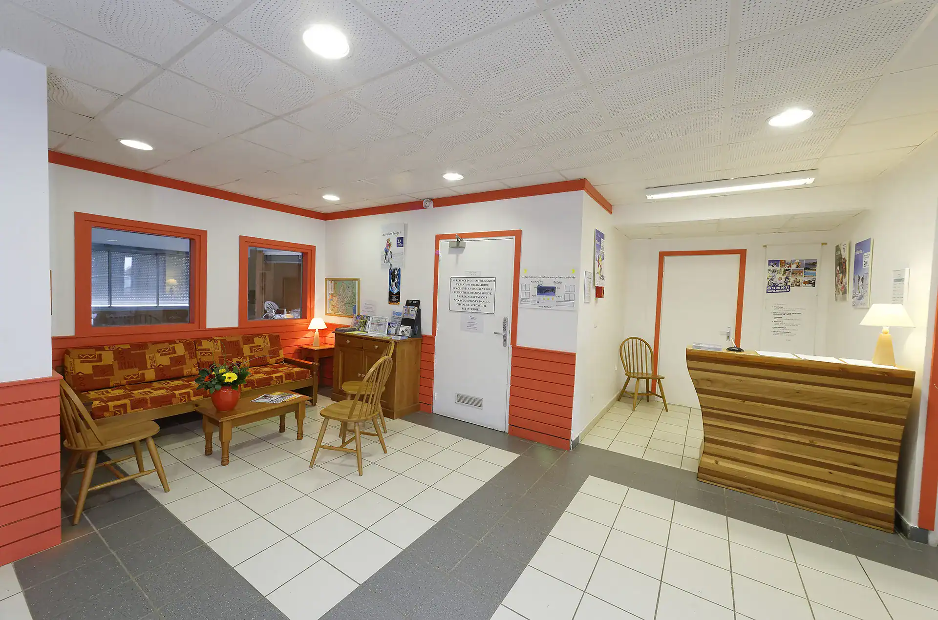 Reception at the Goelia Les Balcons d'Ax holiday residence in Bonascre