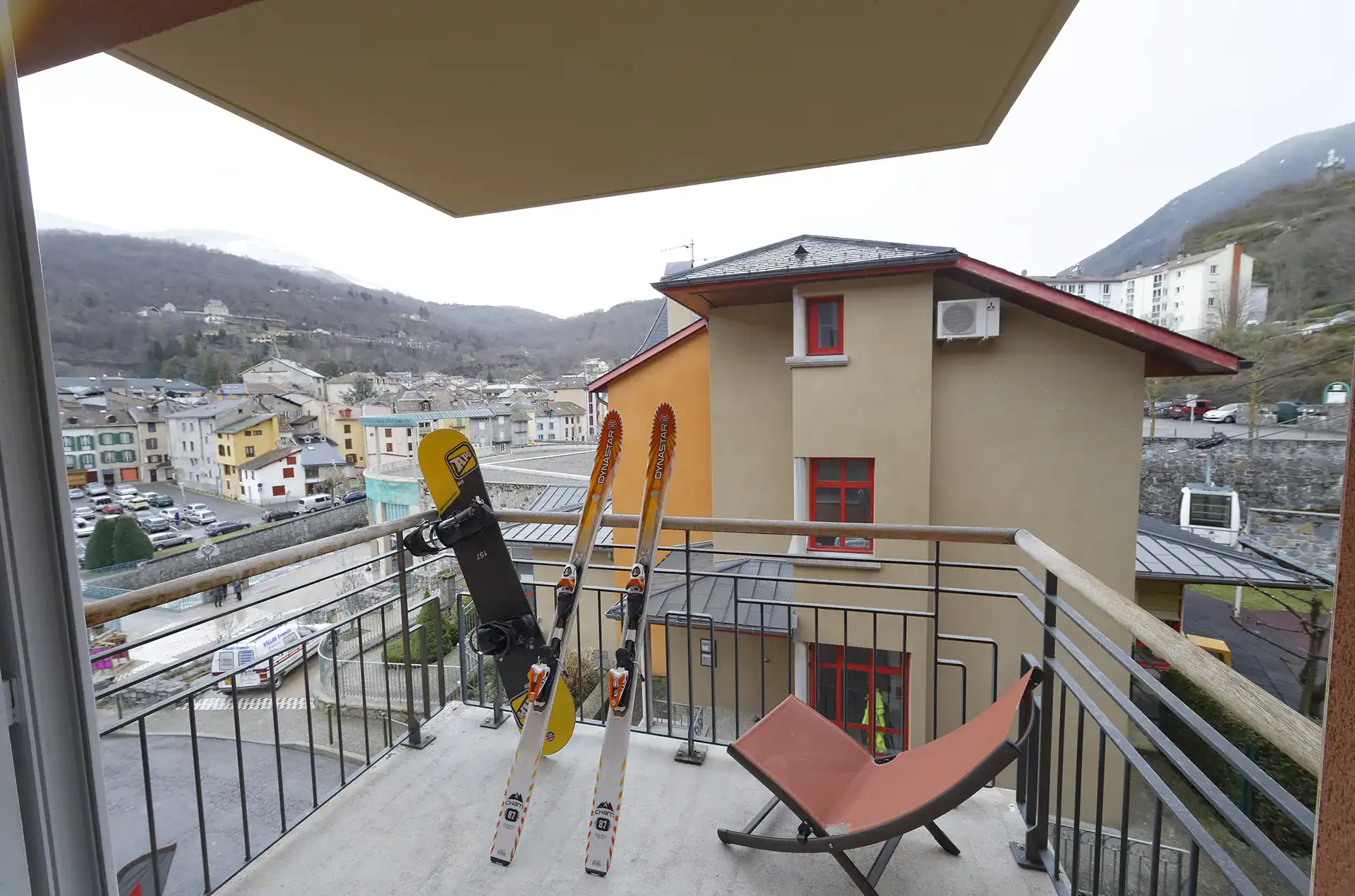 Example of a balcony at the Goelia Les Grands Ax holiday residence in Ax Les Thermes