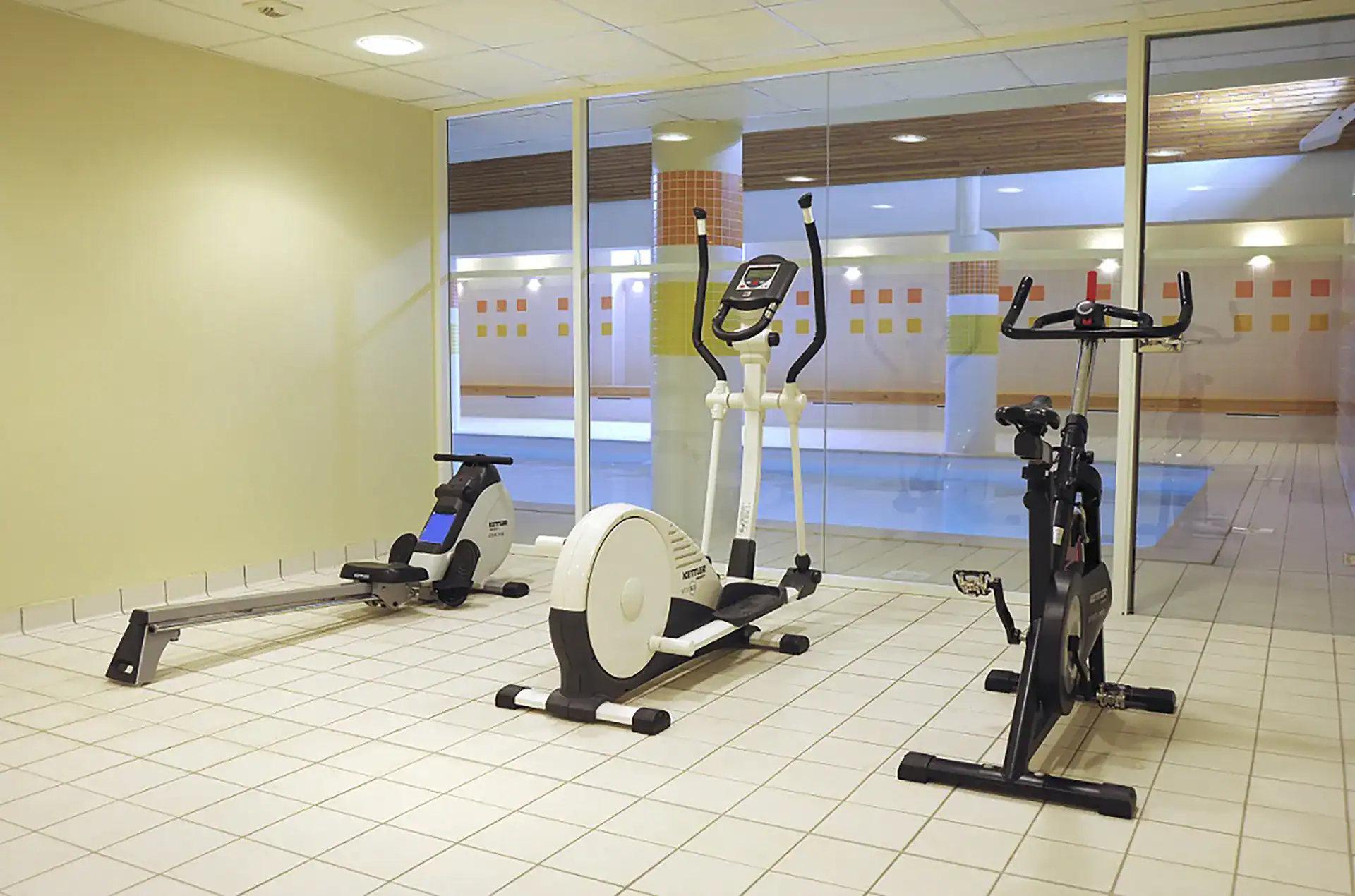 Fitness room at the Goelia Les Grands Ax holiday residence in Ax Les Thermes