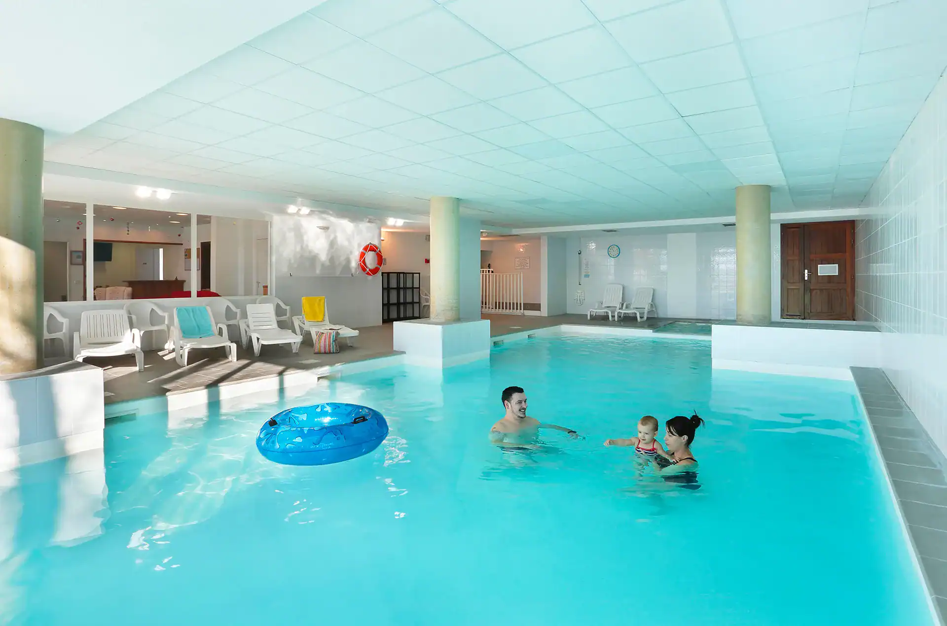 Heated indoor swimming pool at Les Chalets du Belvédère Goélia holiday residence in Font Romeu