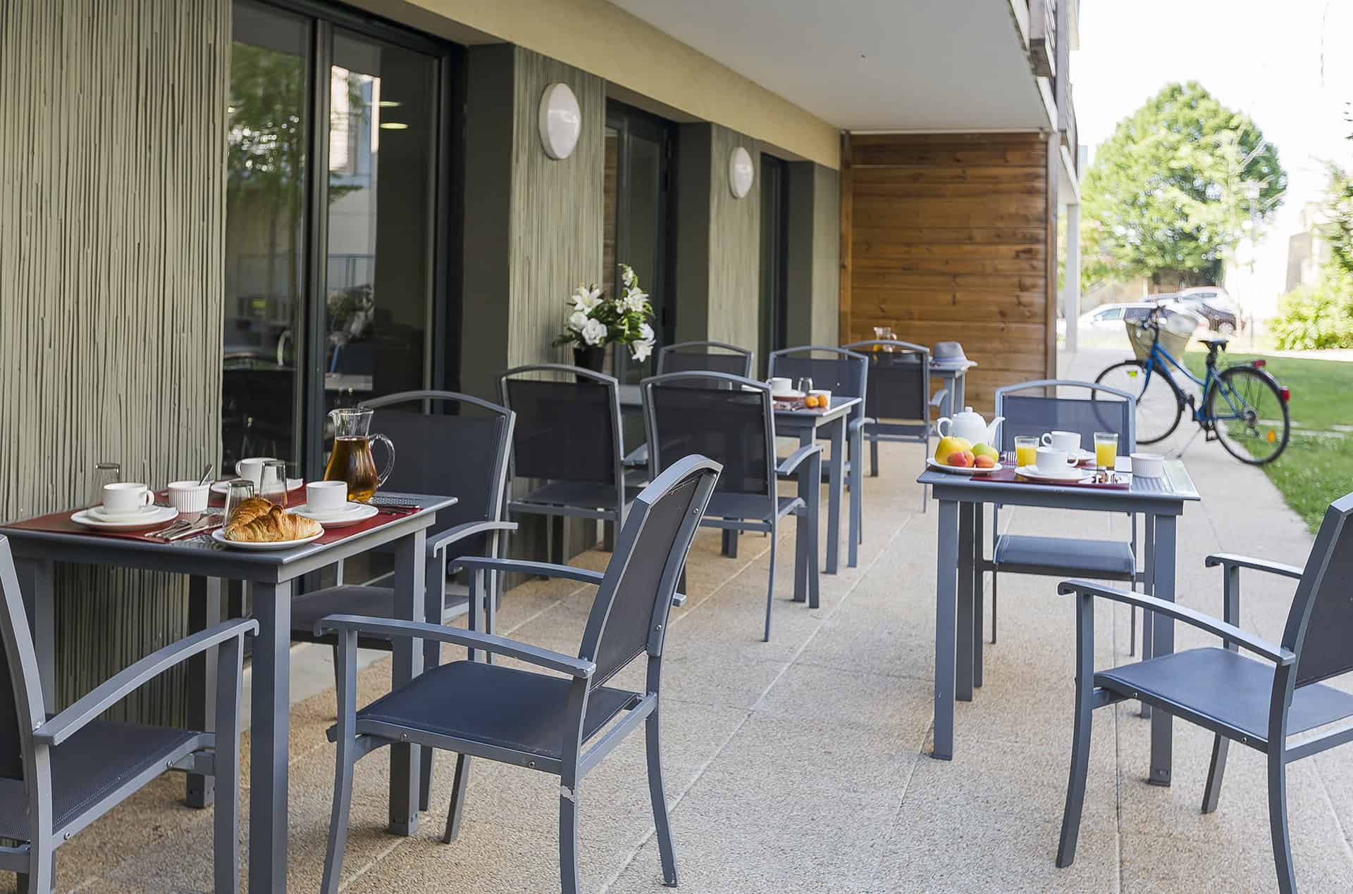 La salle de petits-déjeuners de la résidence de vacances Goélia Le Clos St-Michel à Chinon