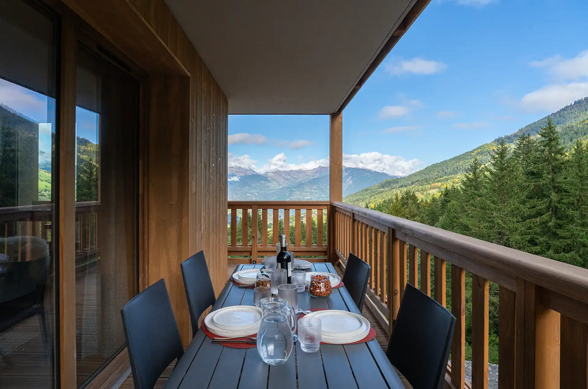 Exemple de vue d'un appartement de  la résidence de vacances L'Ecrin d'Argent à Valmorel