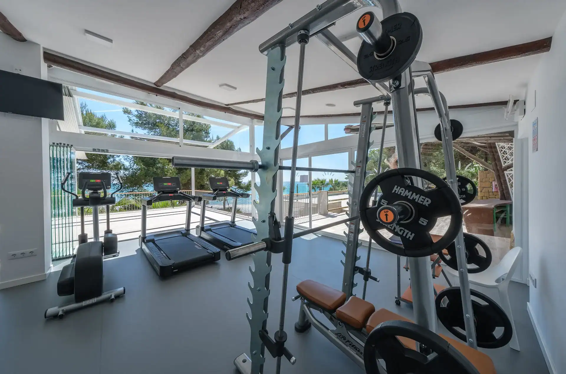 Espace fitness du Camping Torre de la Mora à Tarragone en Espagne, sur la Costa Dorada