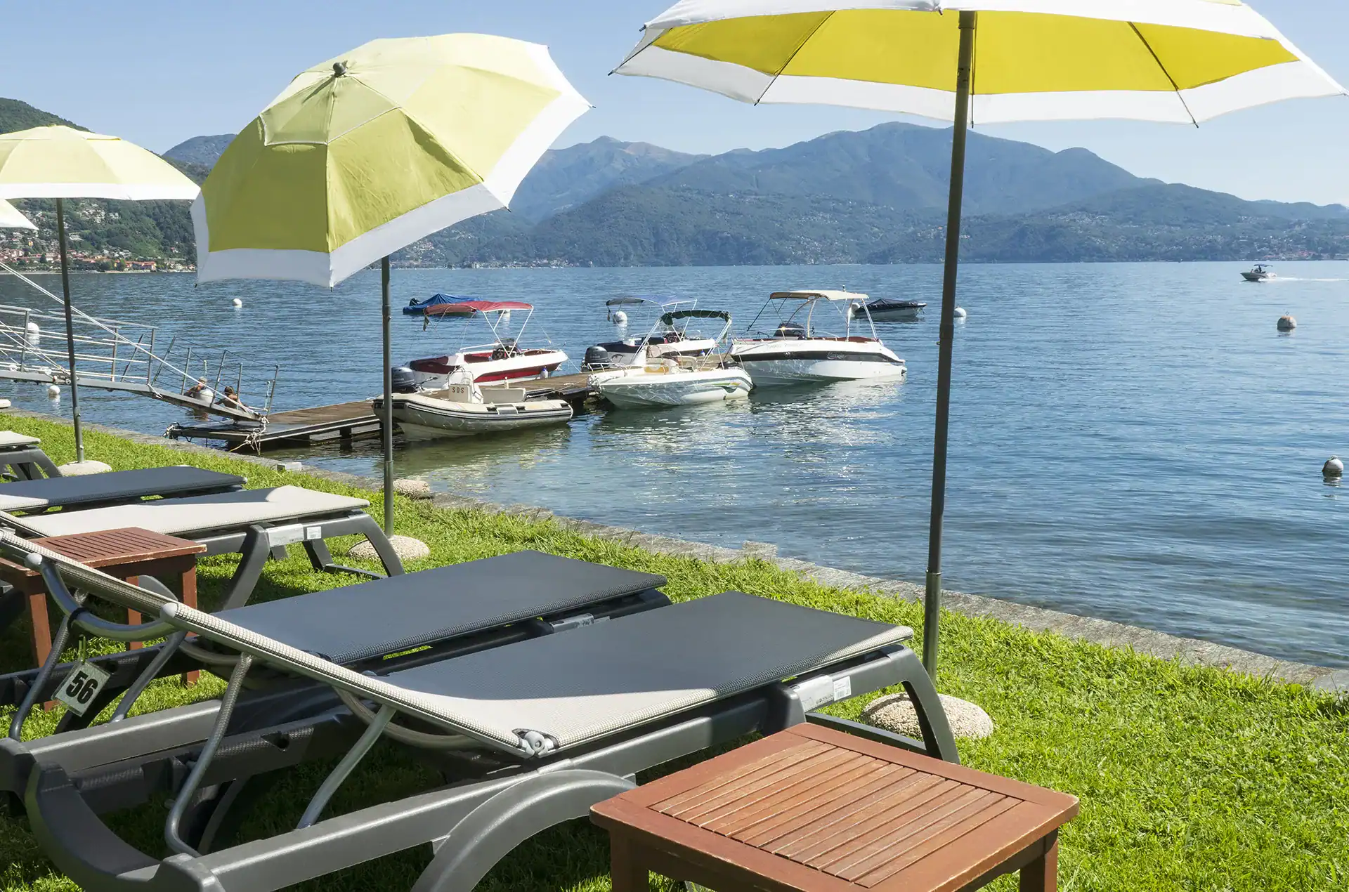 Le Lac Majeur en face de la résidence de vacances  Casa & Vela à Oggebbio 