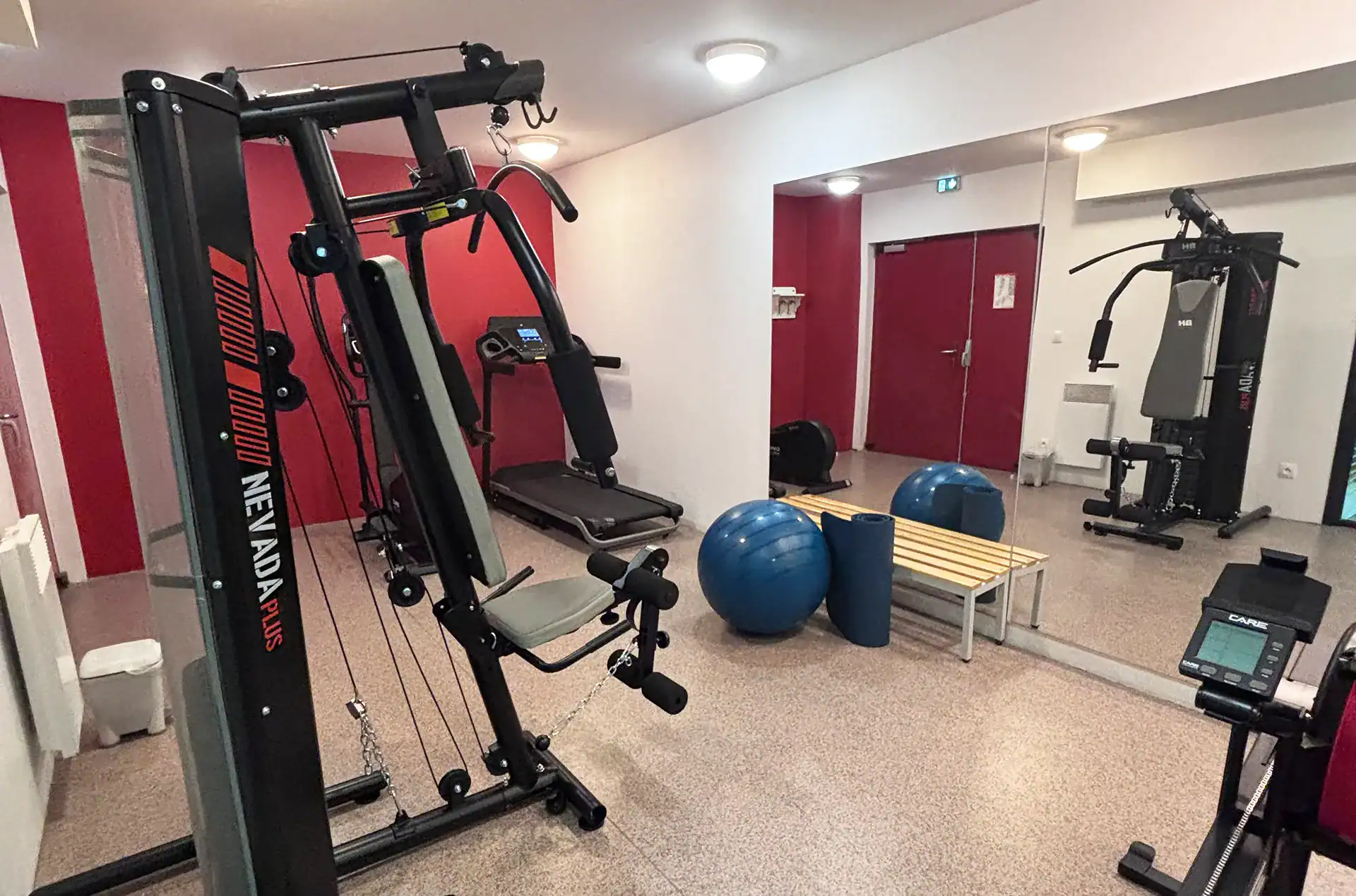 Salle de fitness de la résidence de vacances Goélia Le Clos St Michel à Chinon 