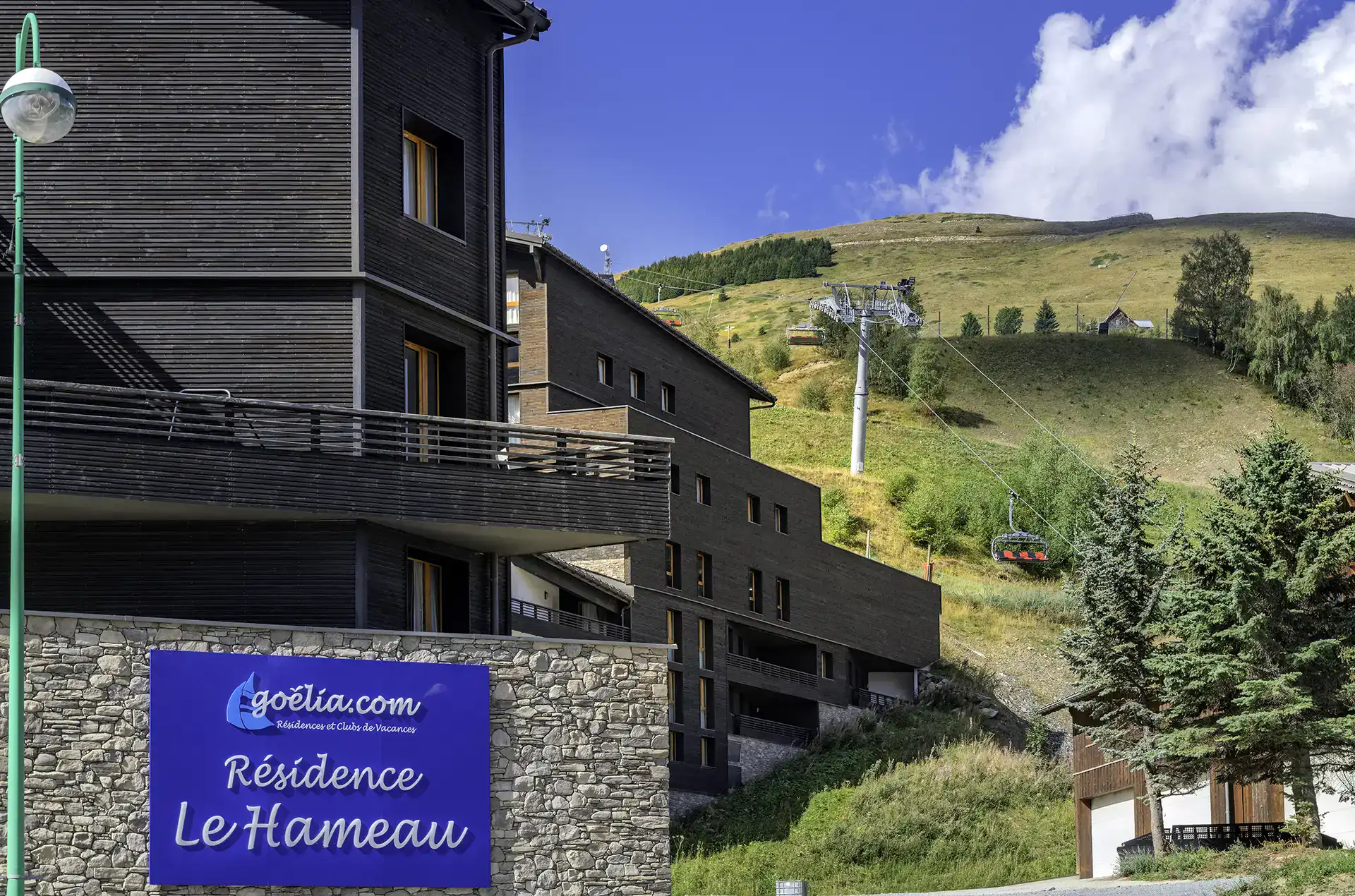 The Goélia Le Hameau holiday residence in Les Deux Alpes, ideally situated close to shops and entertainment