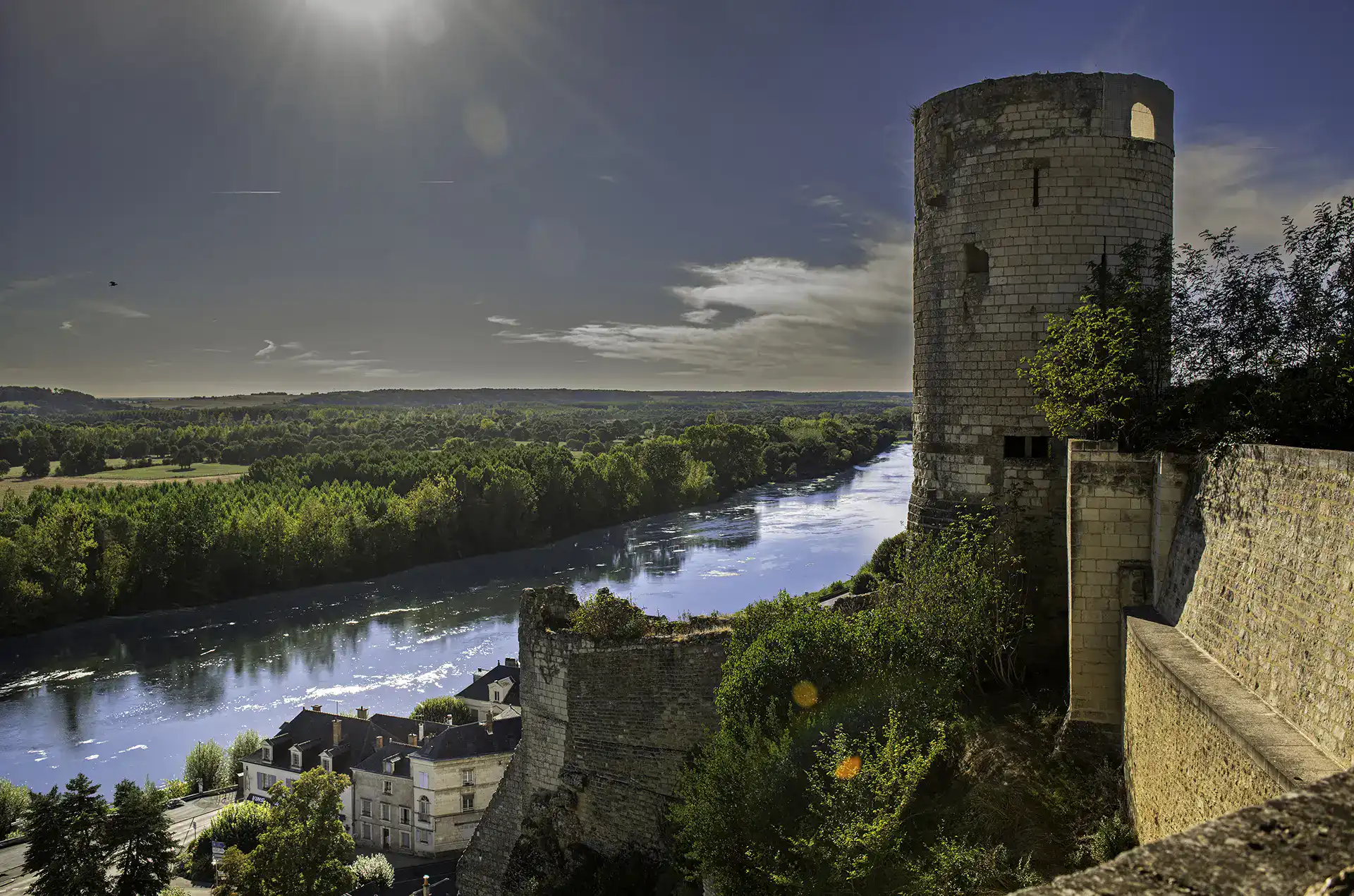 Chinon, à proximité immédiate de la résidence de vacances Goélia le Clos St Michel à Chinon