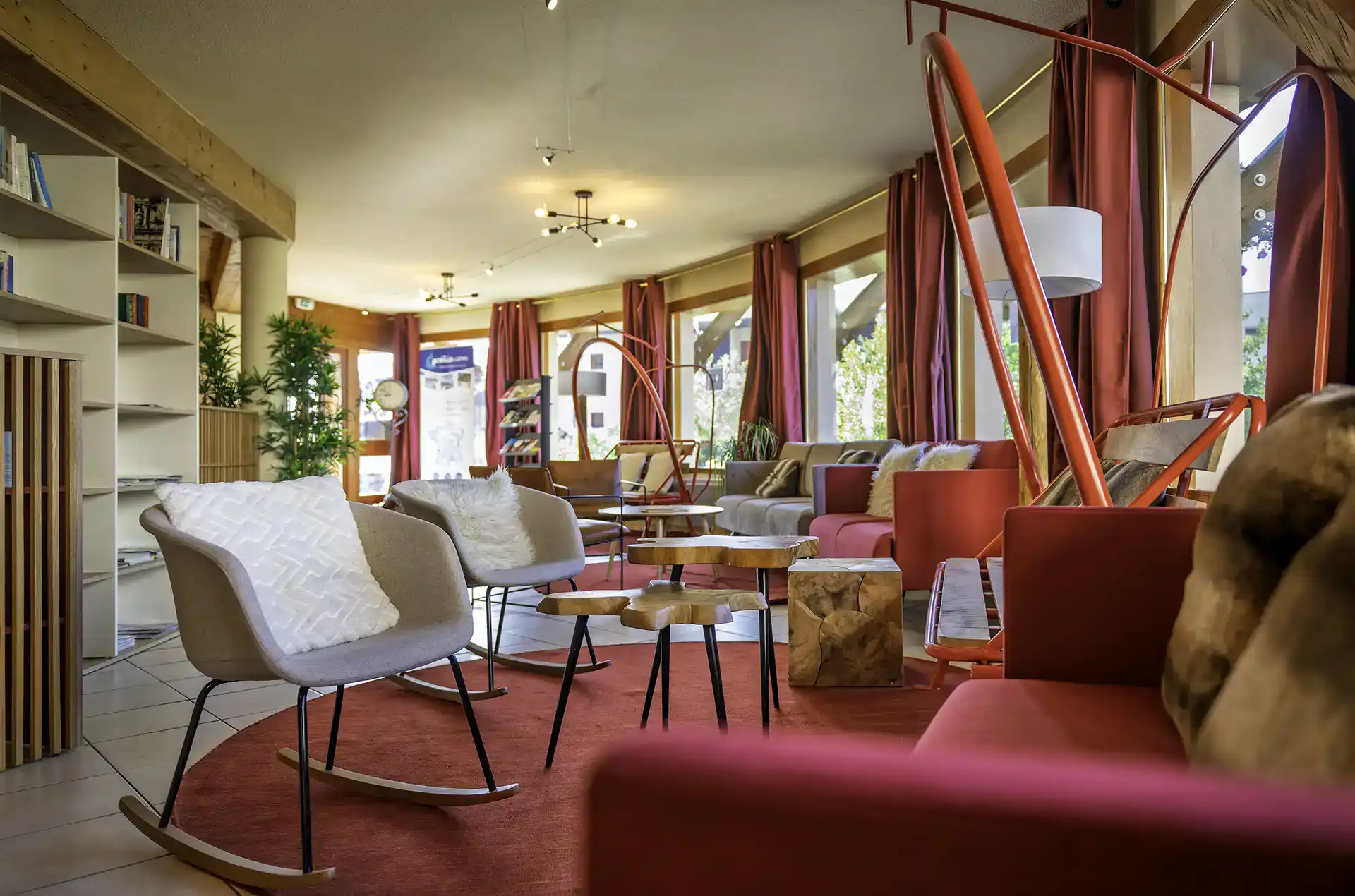 Reception at the Goélia Les Flocons d'Argent vacation resort in Aussois