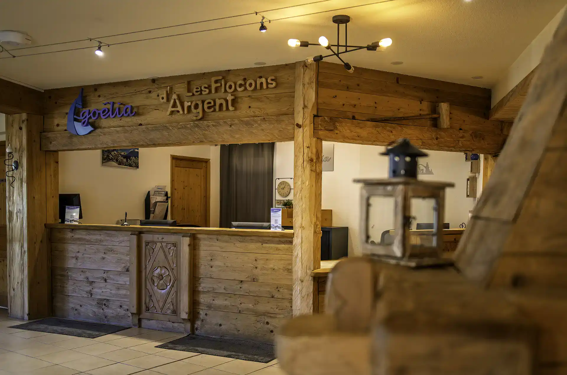 Reception at the Goélia Les Flocons d'Argent vacation resort in Aussois