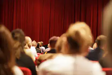 Découvrez tous les loisirs et commerces à Carnon