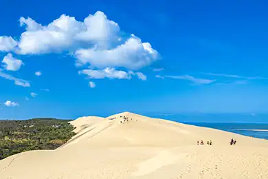 Partez à la découverte du patrimoine et de la culture à Arès